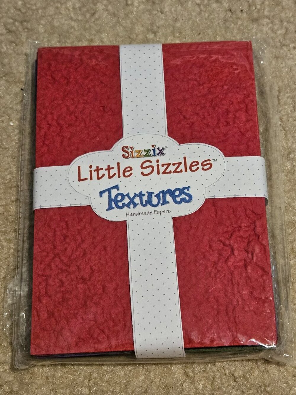 RARE SIZZIX LITTLE SIZZLES TEXTURES DESIGNER SCRAPBOOK CRAFT CARDMAKING PAPER